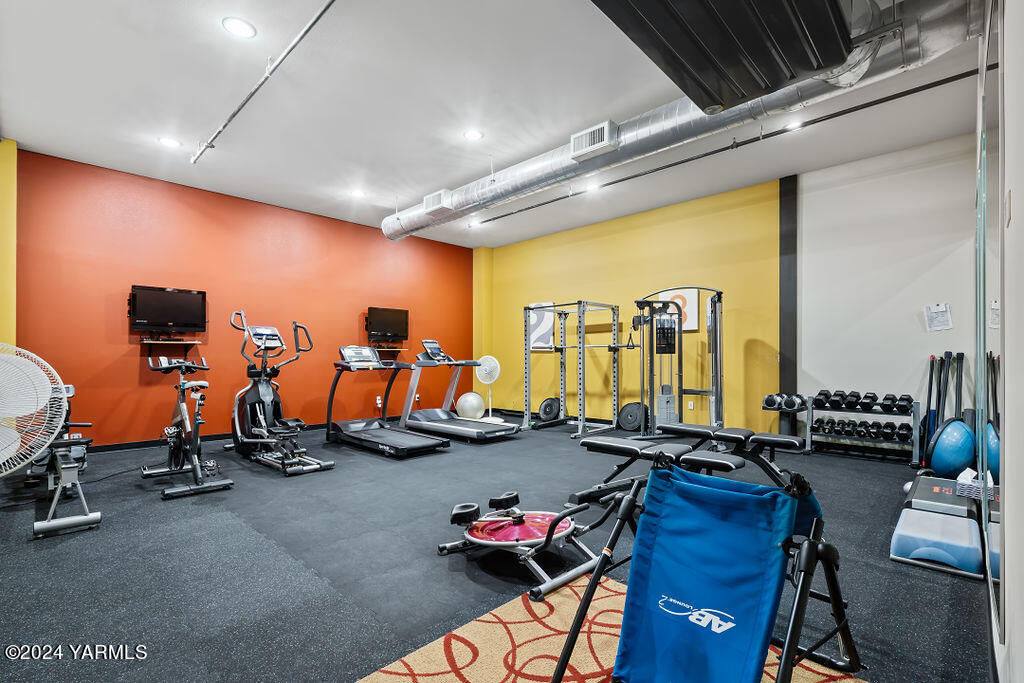 17 N 3rd St Unit: 310