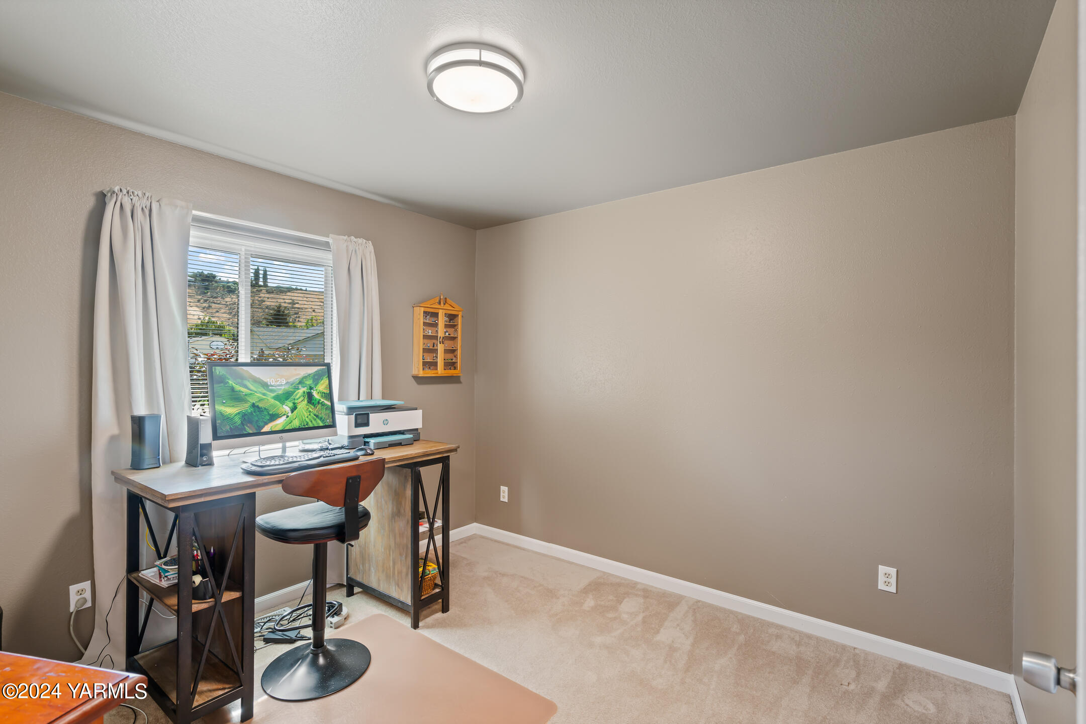130 Larson Rd