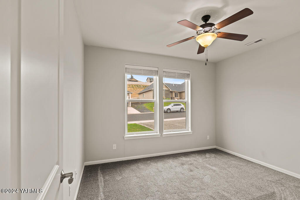 1505 W Naches Ave