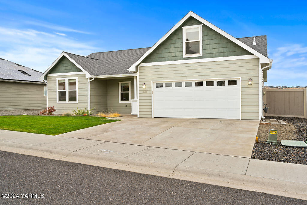 1505 W Naches Ave
