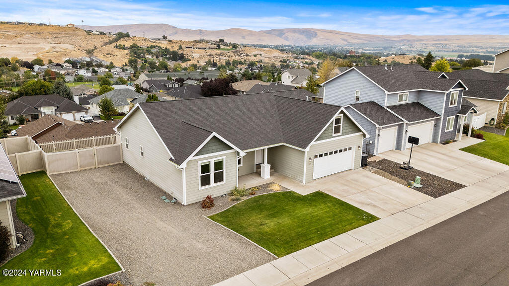 1505 W Naches Ave