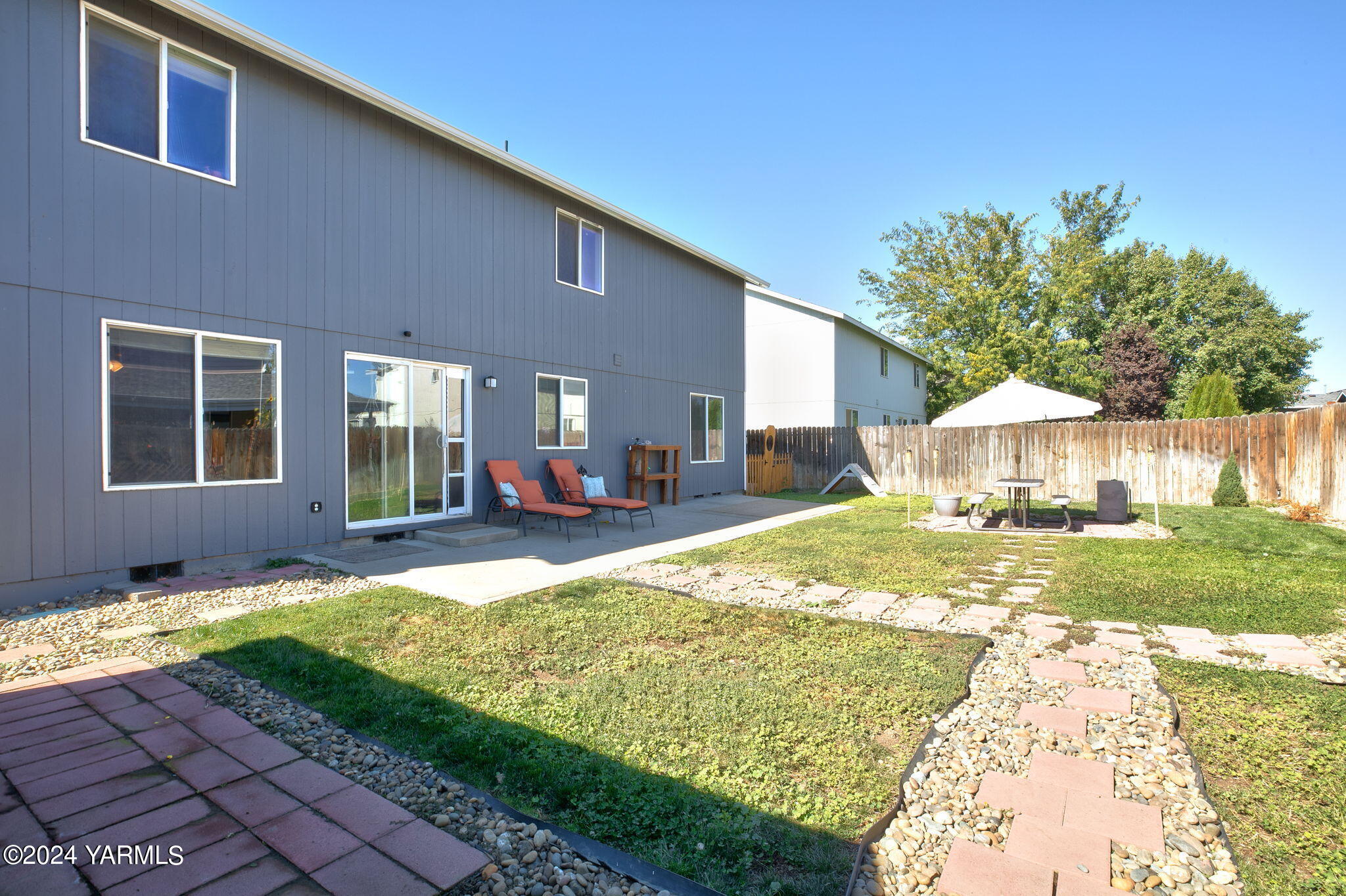 203 N Chinook St