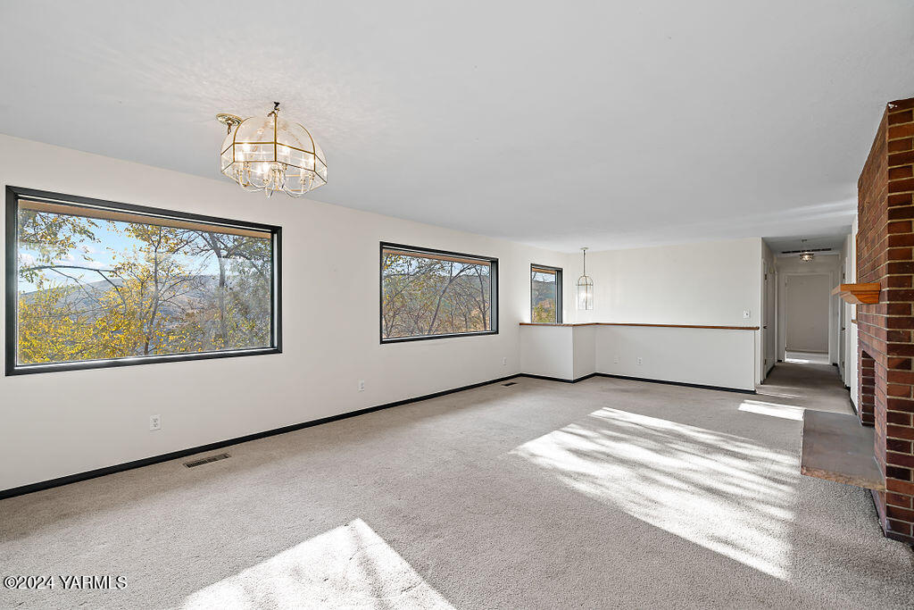 804 Ridgeview Ave