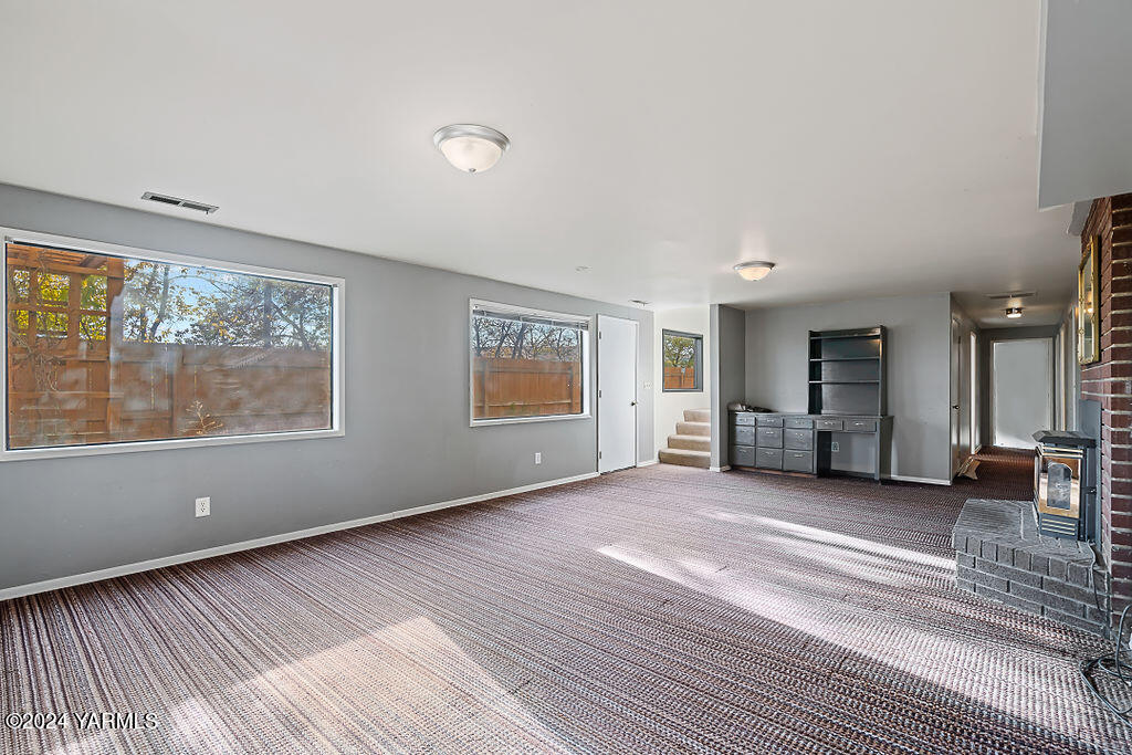 804 Ridgeview Ave