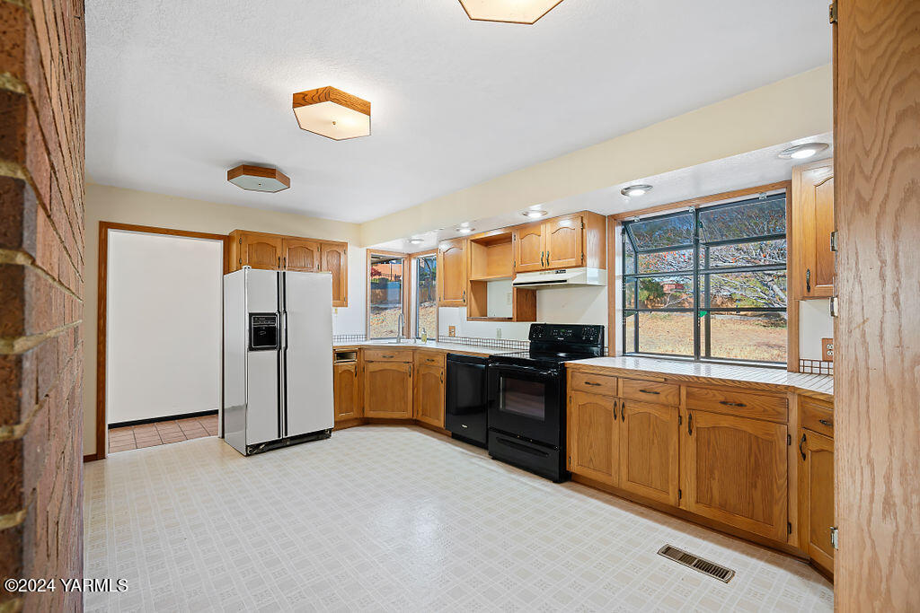 804 Ridgeview Ave