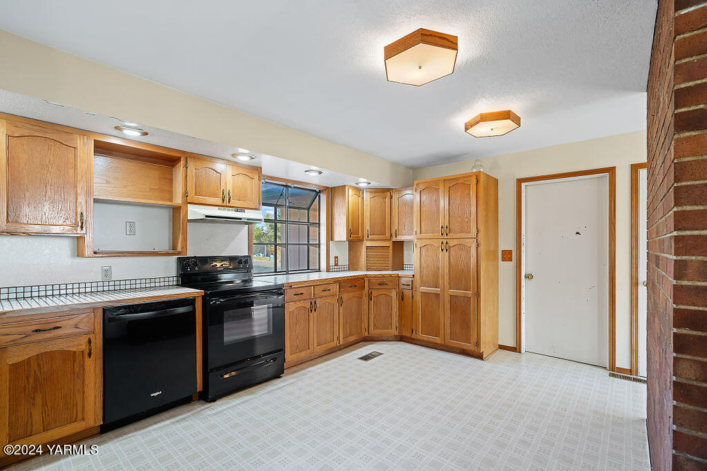 804 Ridgeview Ave