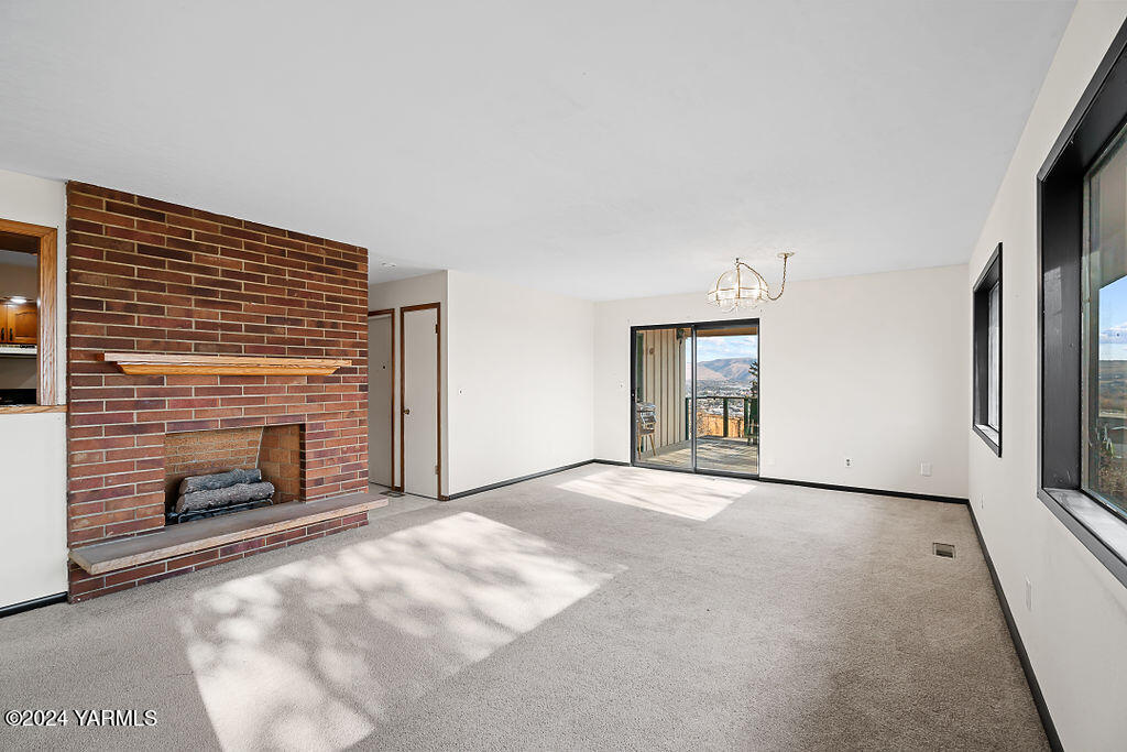 804 Ridgeview Ave