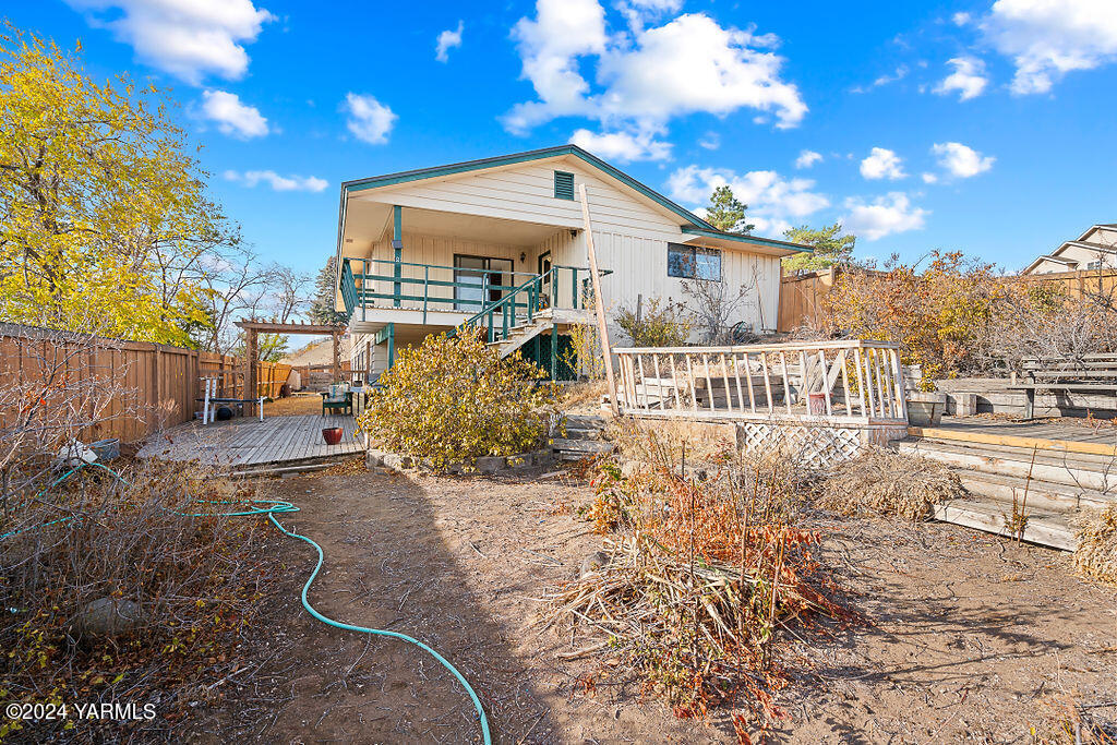 804 Ridgeview Ave