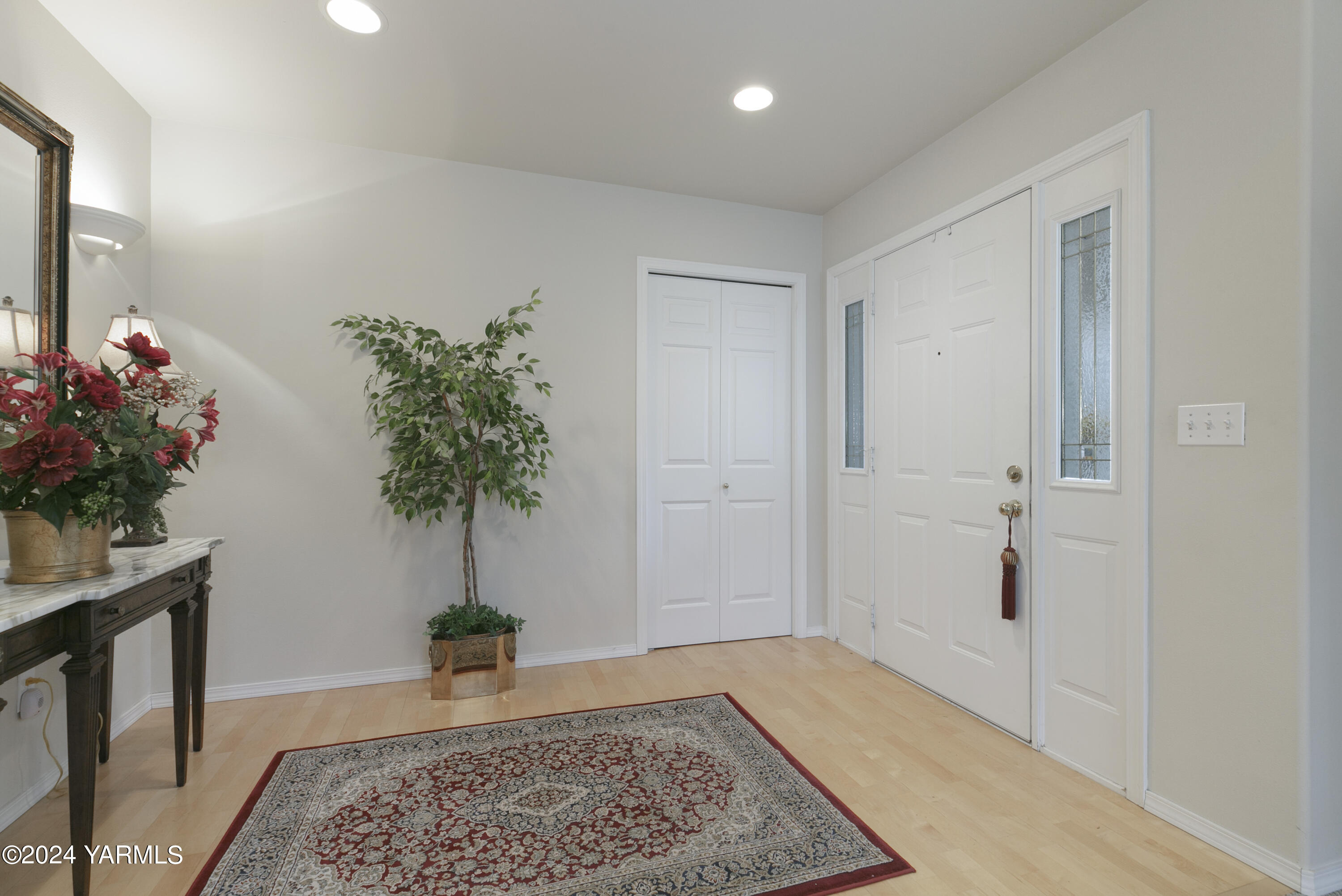 3402 Fairbanks Ave
