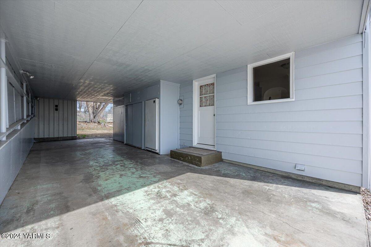 164 Hawthorne Dr