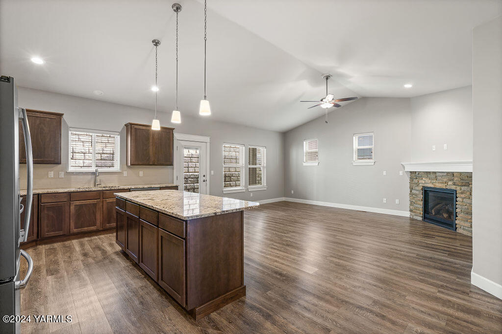 8809 Kail Dr