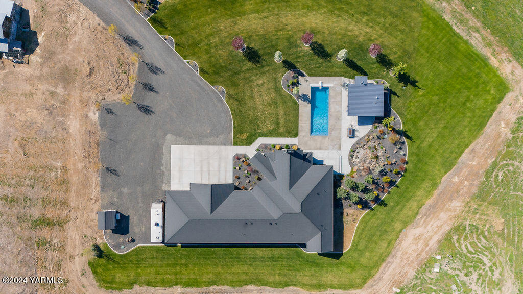 3663 Selah Loop Rd