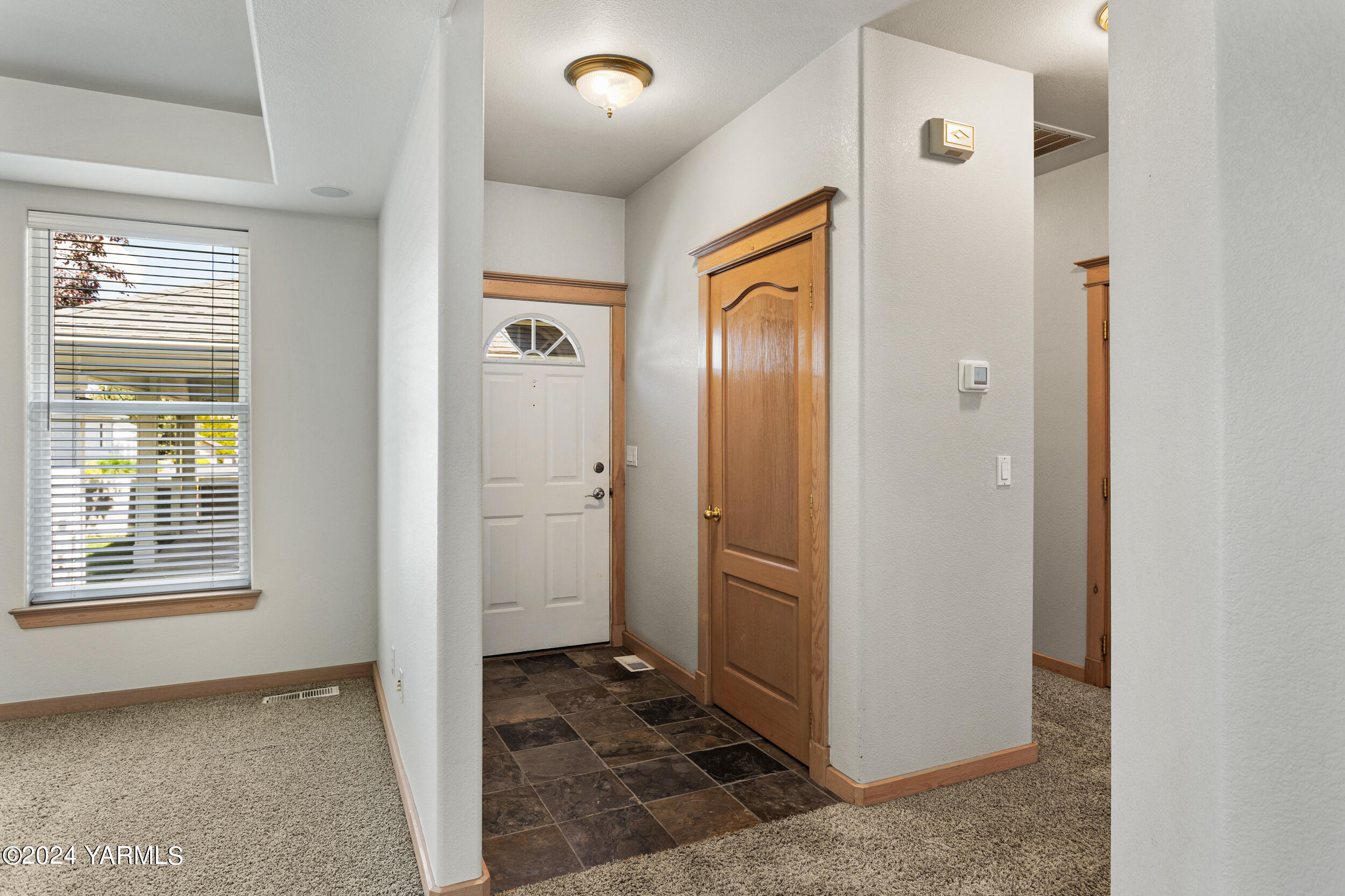 3701 Fairbanks Ave Unit: G-27
