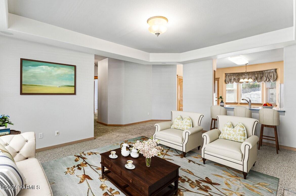 3701 Fairbanks Ave Unit: G-27
