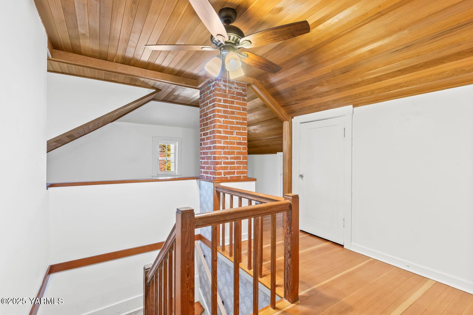 220 N 23rd Ave