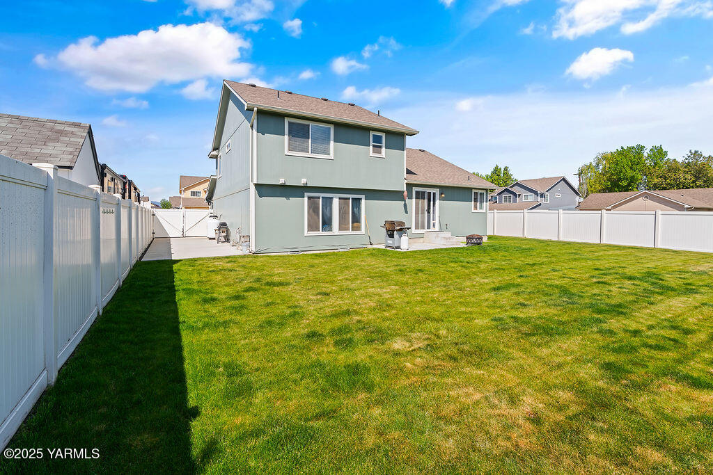 2011 S 58th Ave