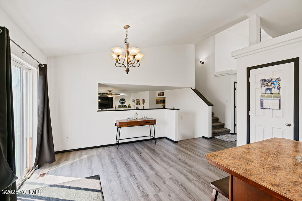 2011 S 58th Ave