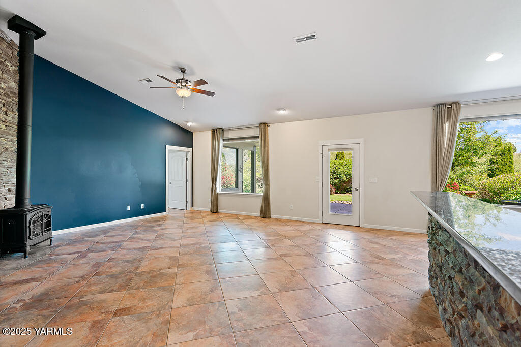 508 Pleasant Valley Rd