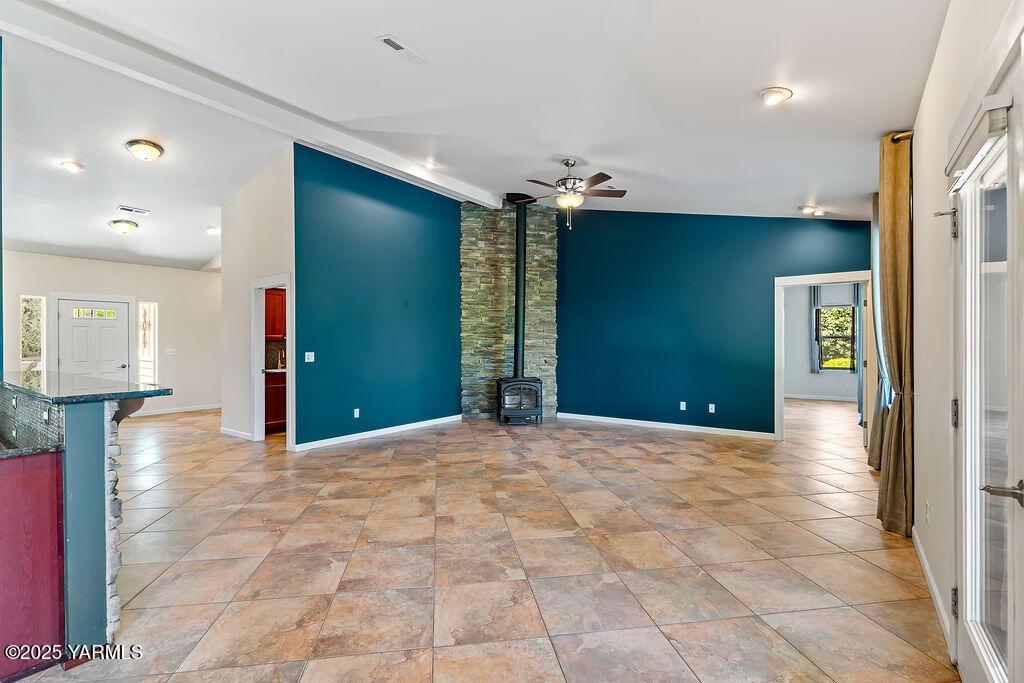 508 Pleasant Valley Rd