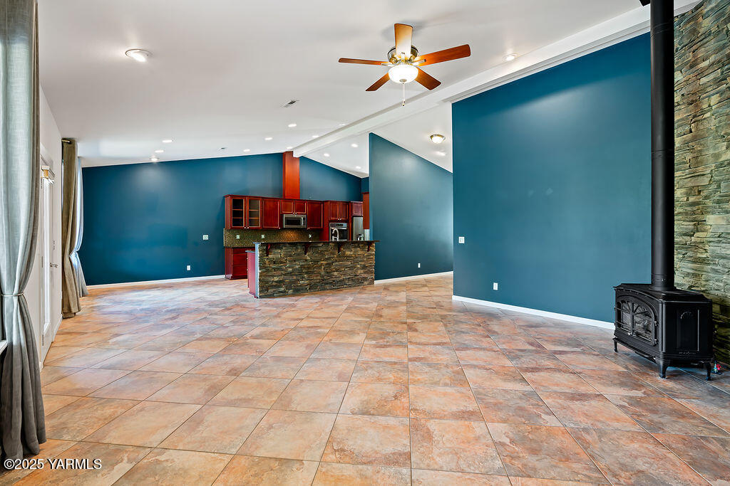 508 Pleasant Valley Rd
