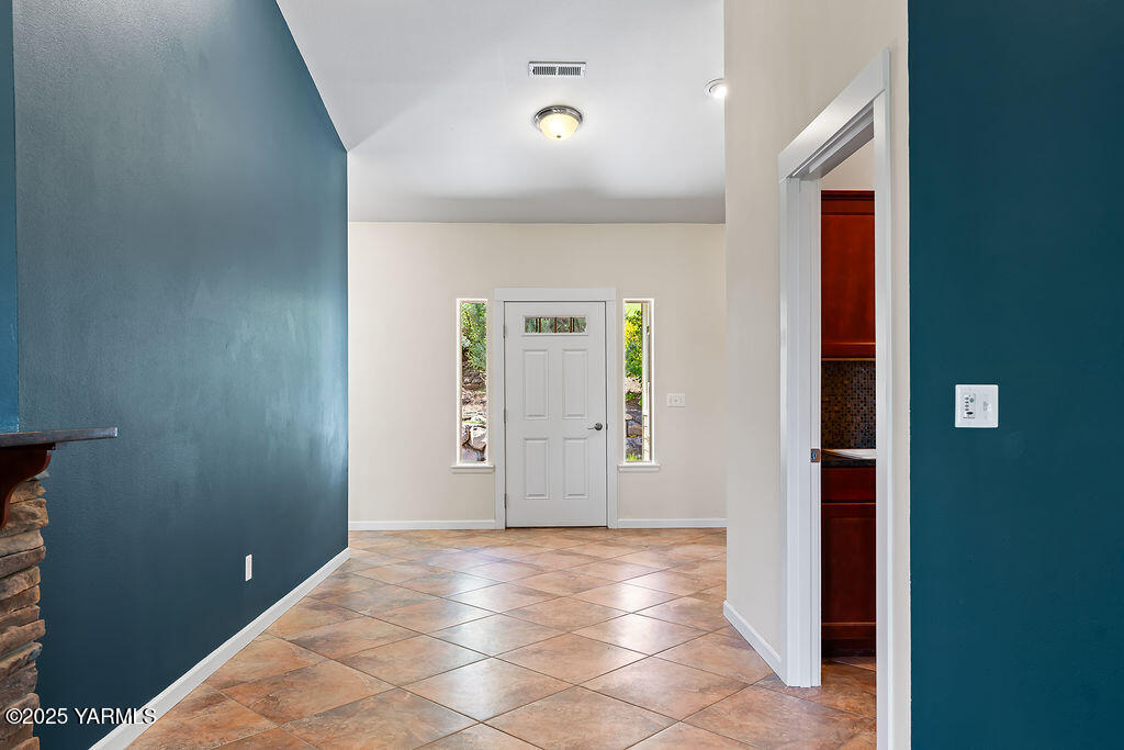 508 Pleasant Valley Rd
