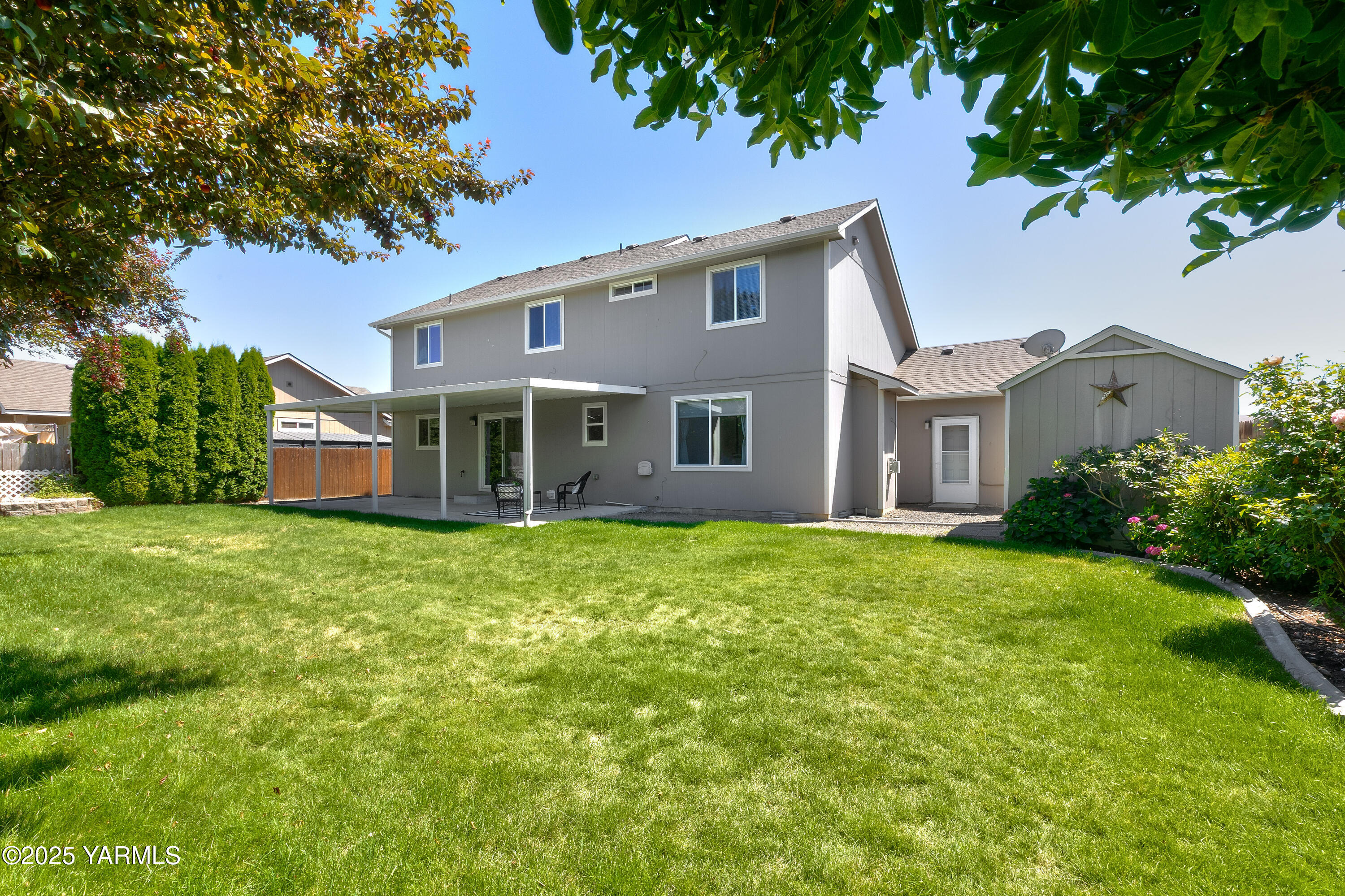 5807 W Whatcom Ave