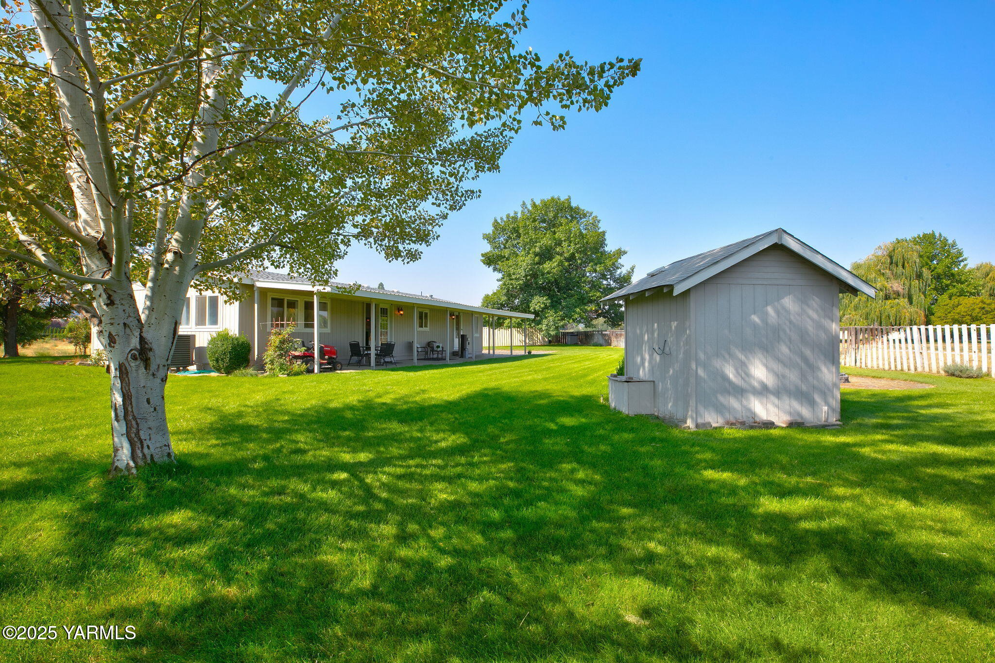 2561 Mapleway Rd