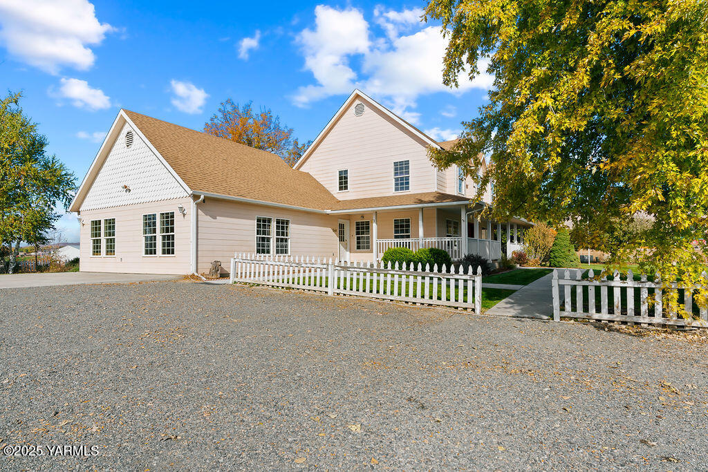340 Gibson Rd