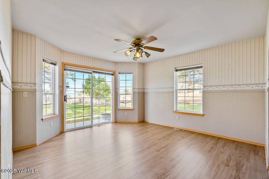 340 Gibson Rd