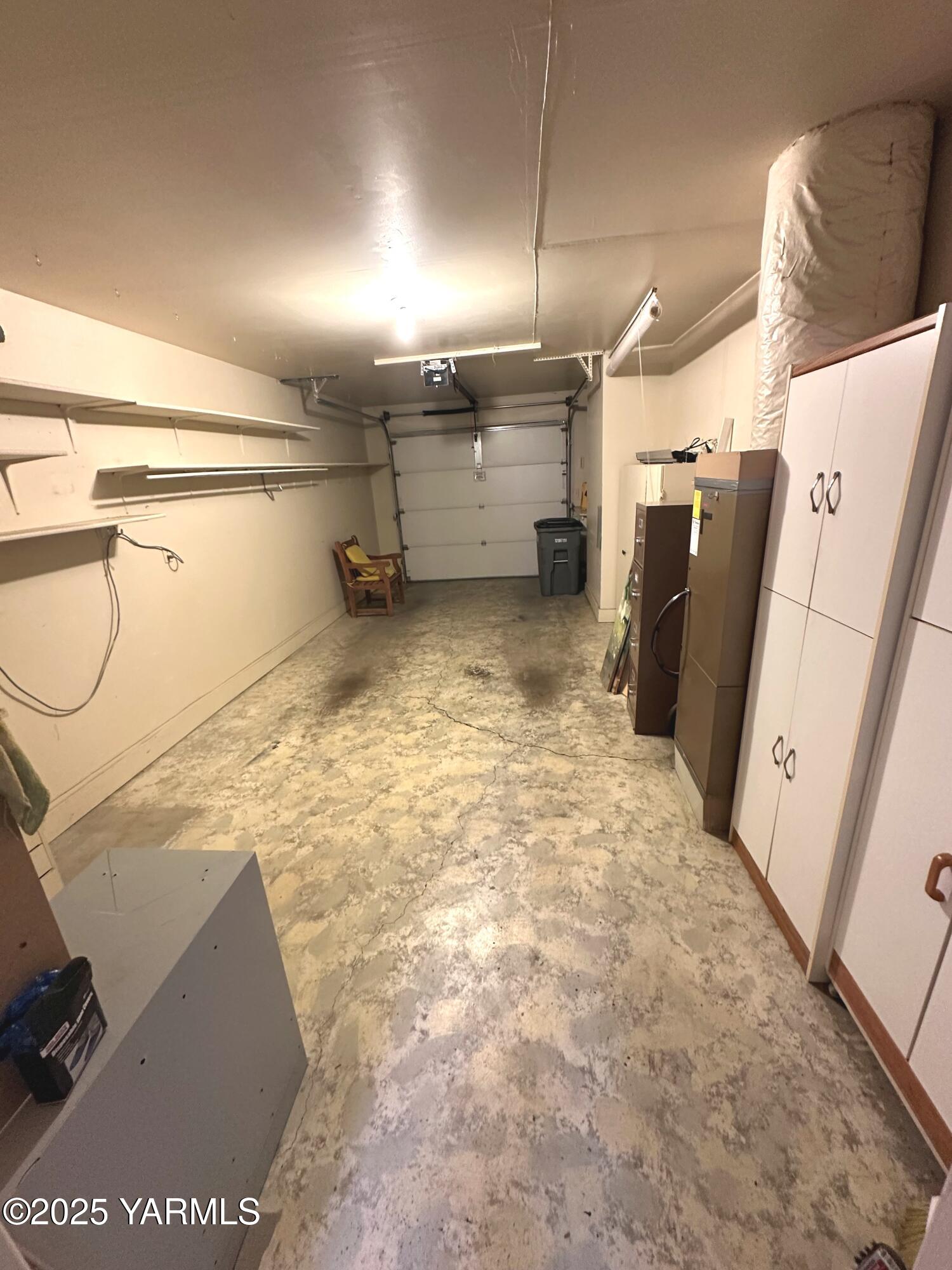 100 N 60th Ave Unit: 8