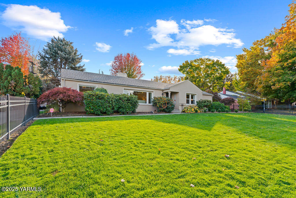 2008 Summitview Ave