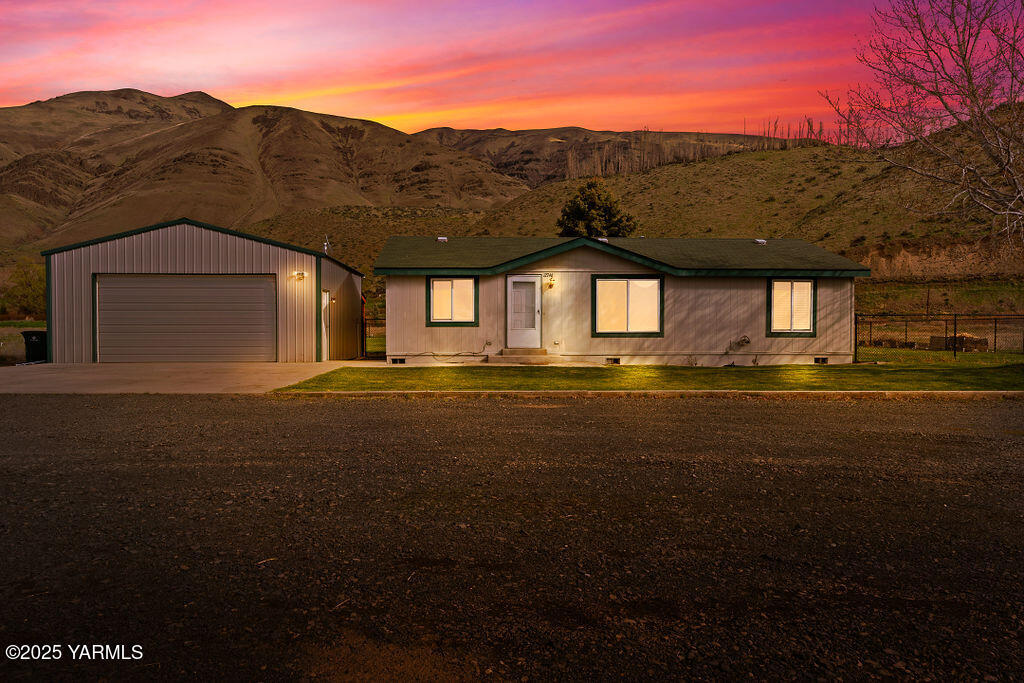 12746 Old Naches Hwy
