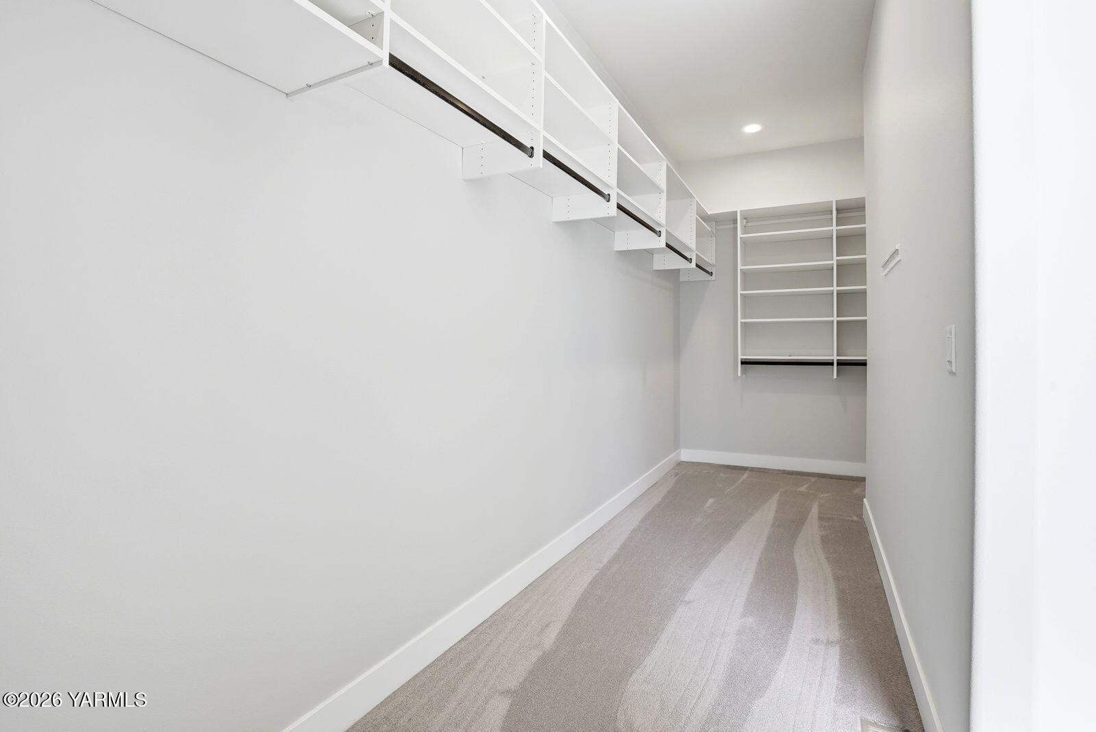 2106 S 74th Ave