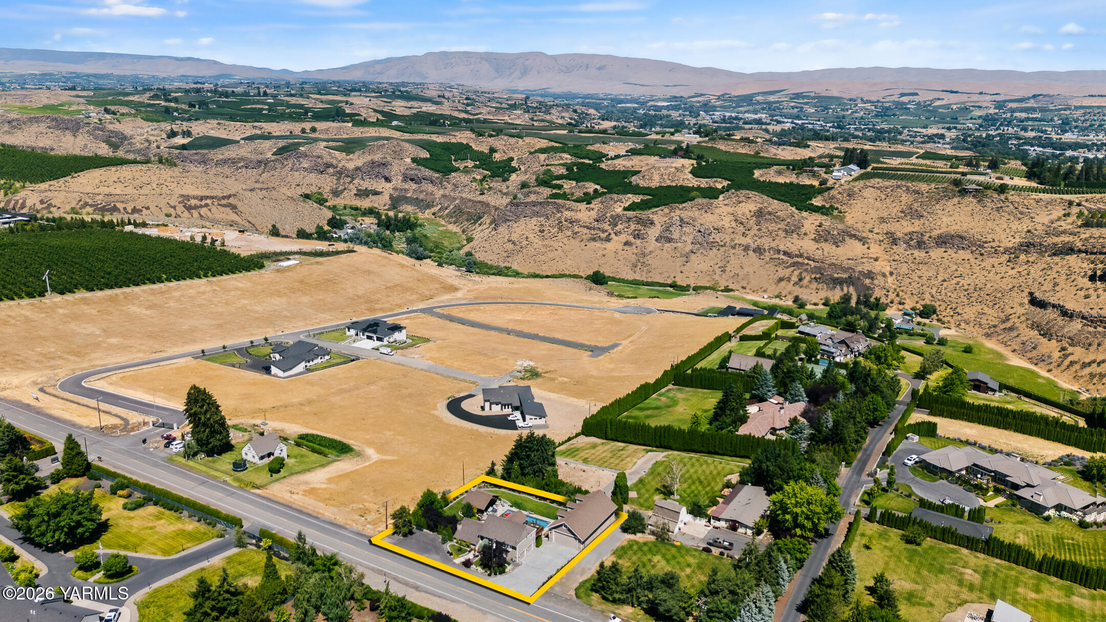 7027 Scenic Dr