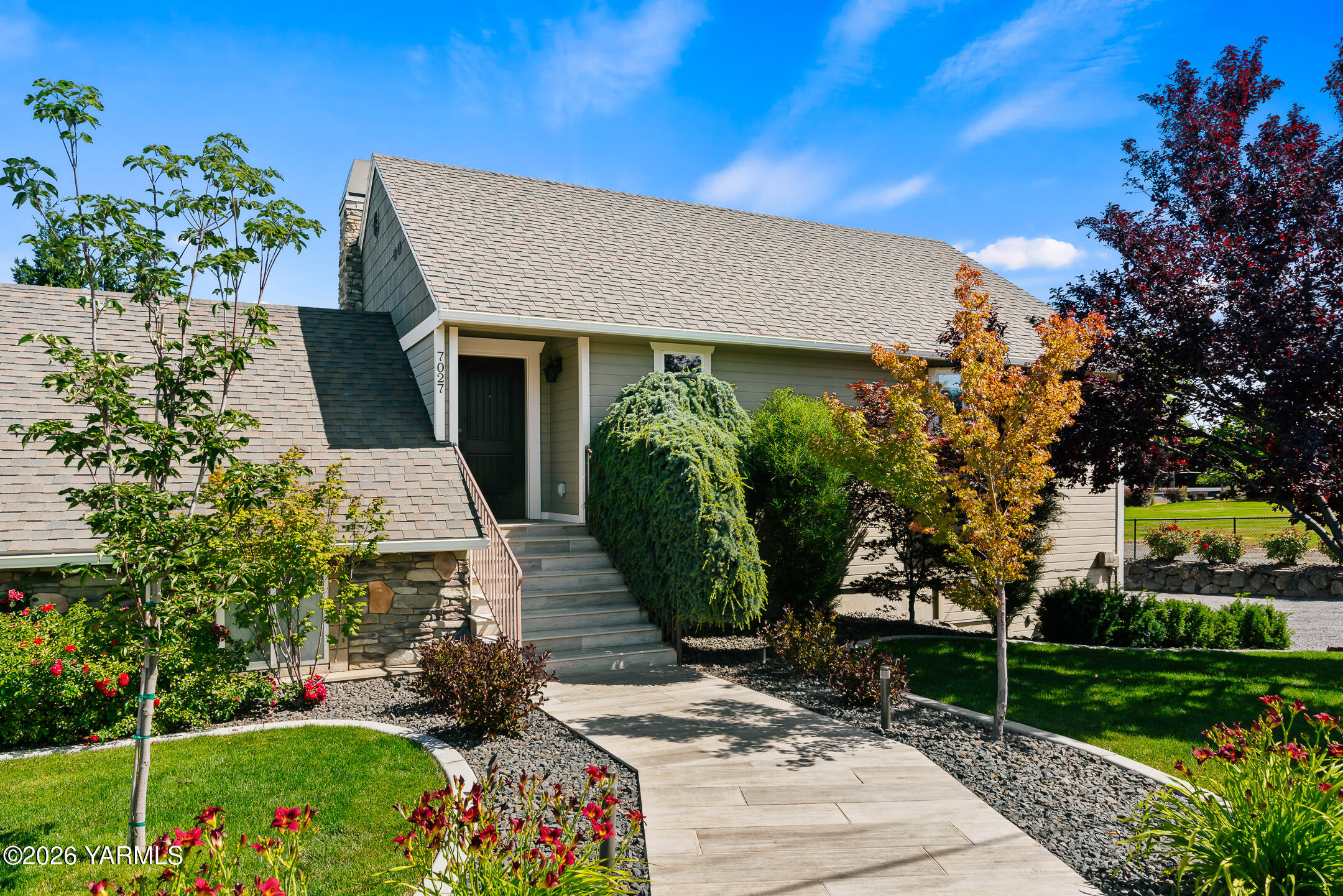 7027 Scenic Dr