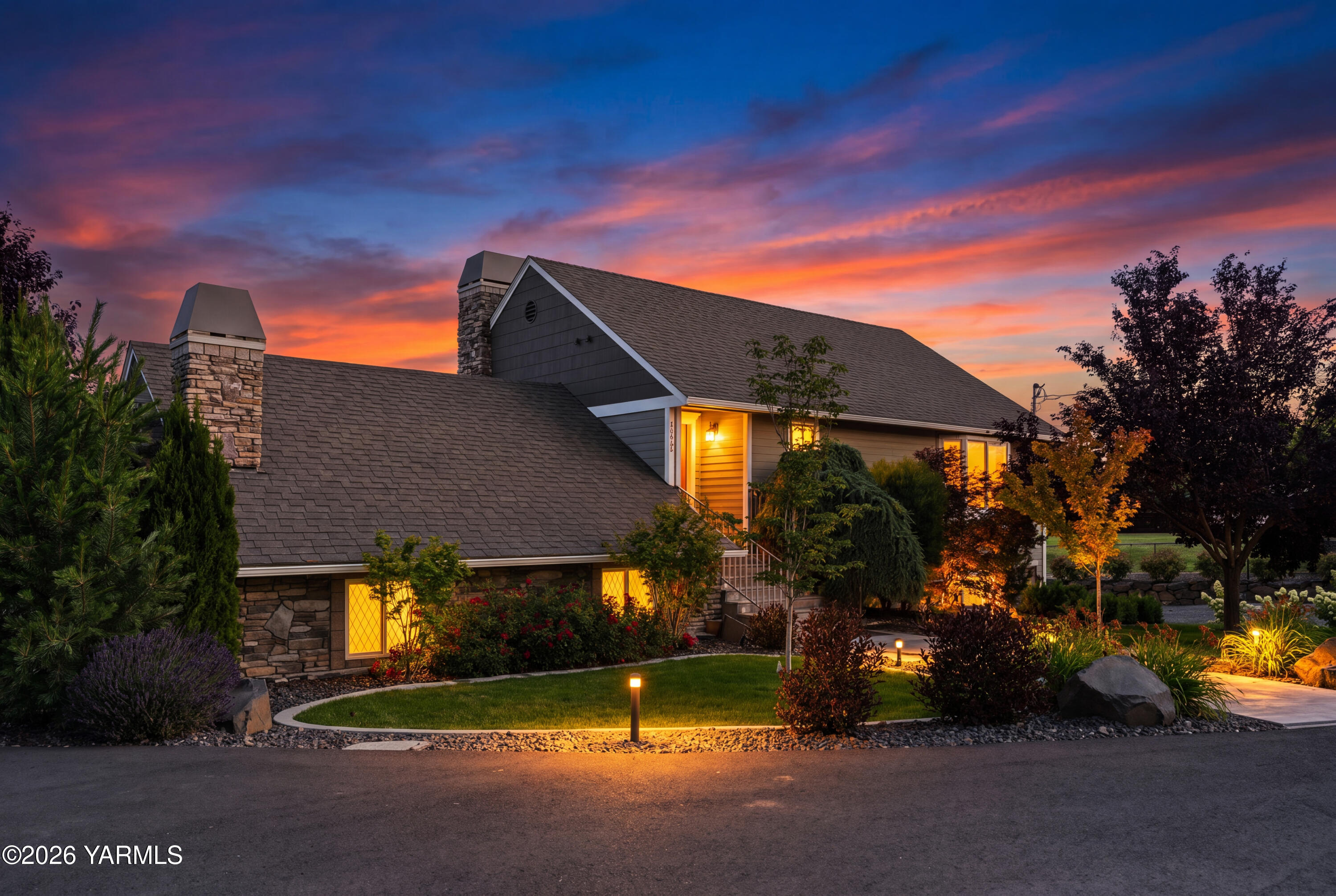 7027 Scenic Dr