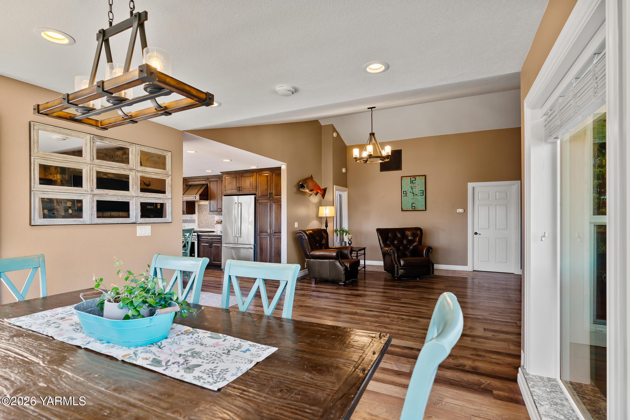 7027 Scenic Dr