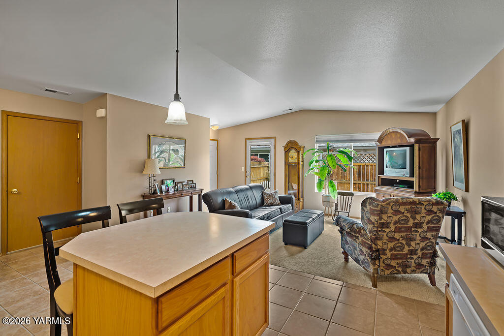 1307 S 75th Ave Unit: #1