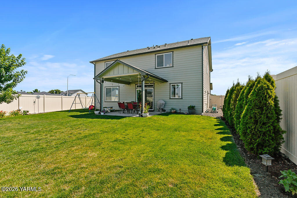 2314 S 57th Ave