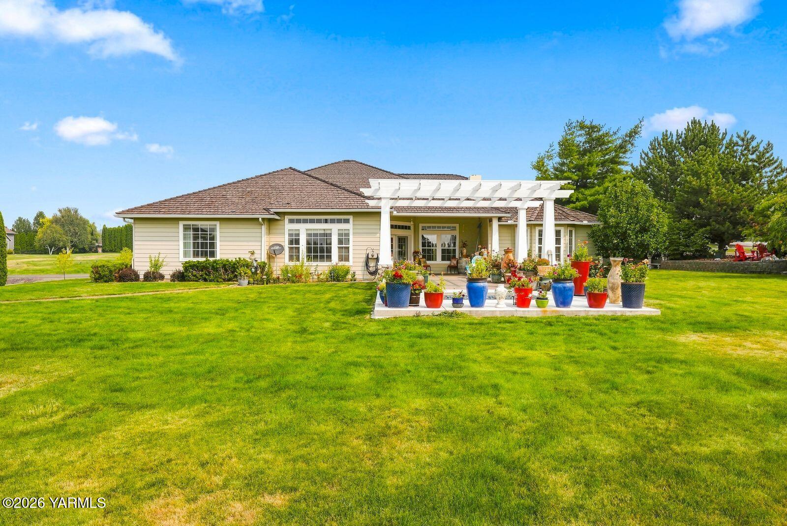 70 Canyon Gate Ln