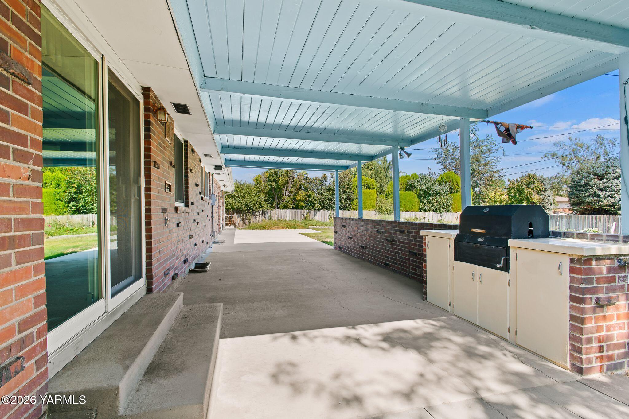 801 S 59th Ave