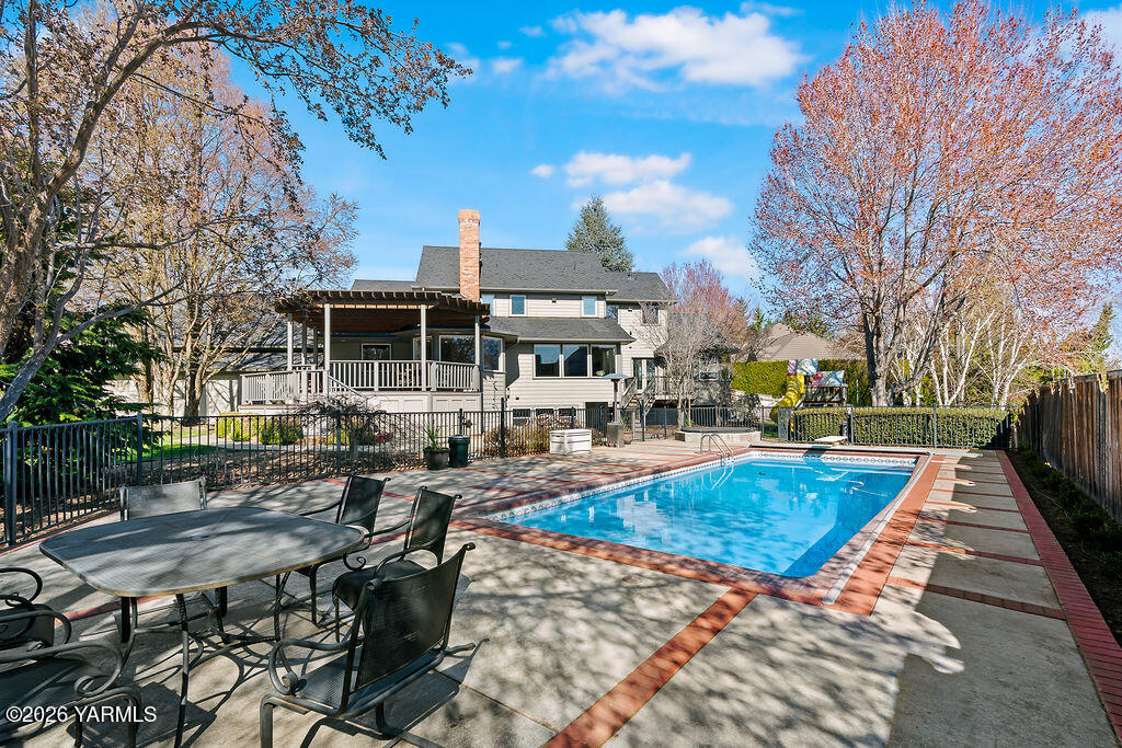 6810 Ravens Gate Way