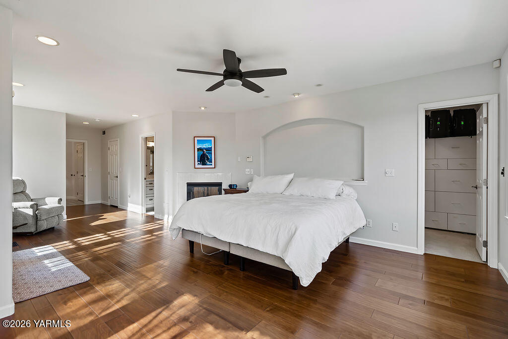 6810 Ravens Gate Way