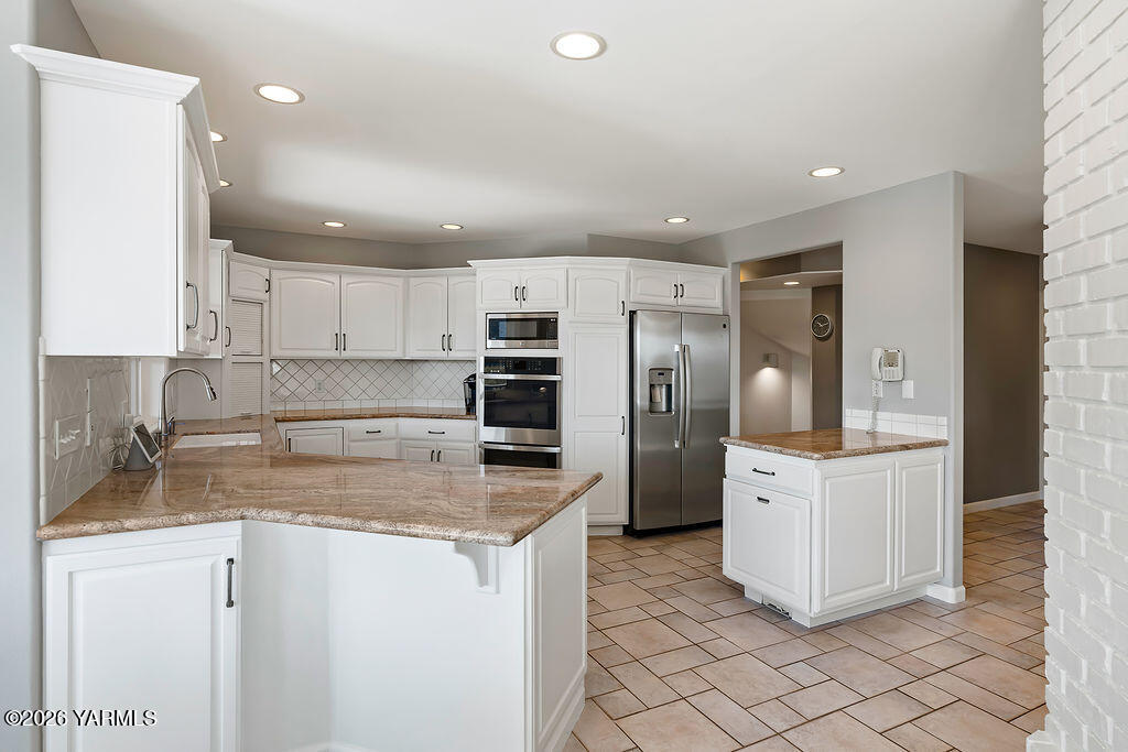 6810 Ravens Gate Way