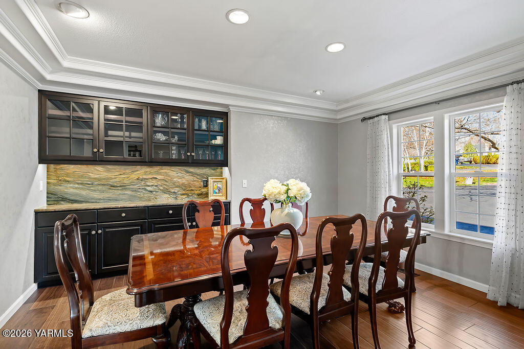 6810 Ravens Gate Way