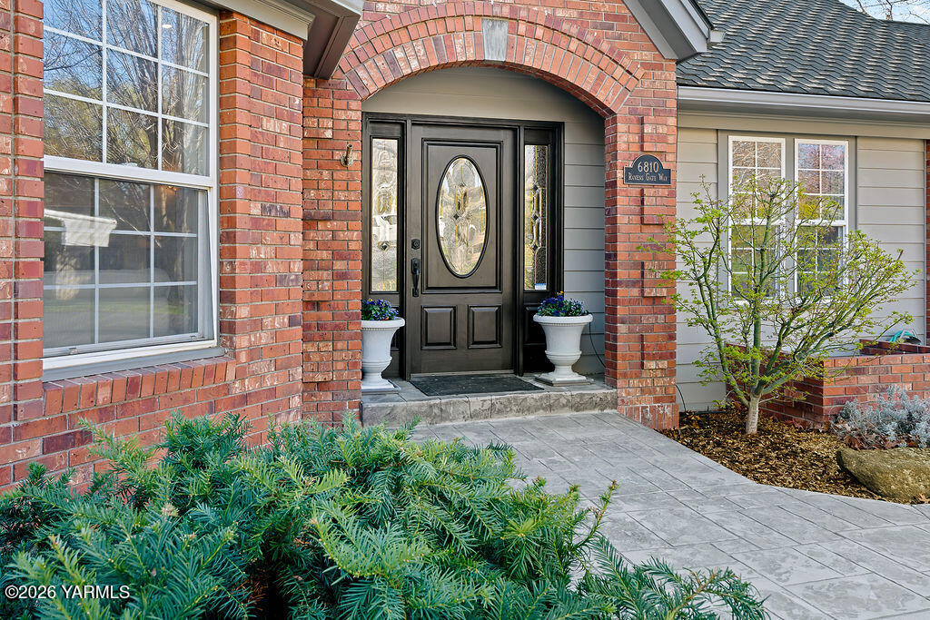 6810 Ravens Gate Way