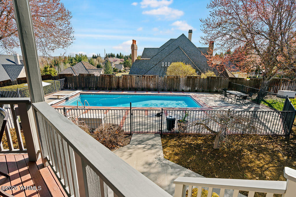 6810 Ravens Gate Way