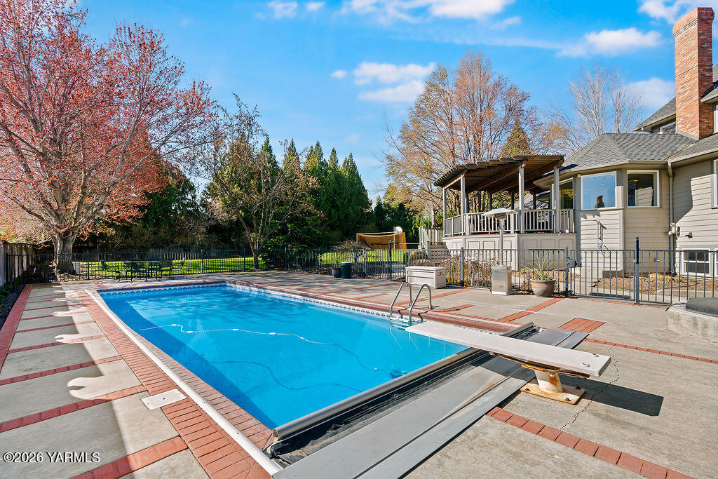 6810 Ravens Gate Way