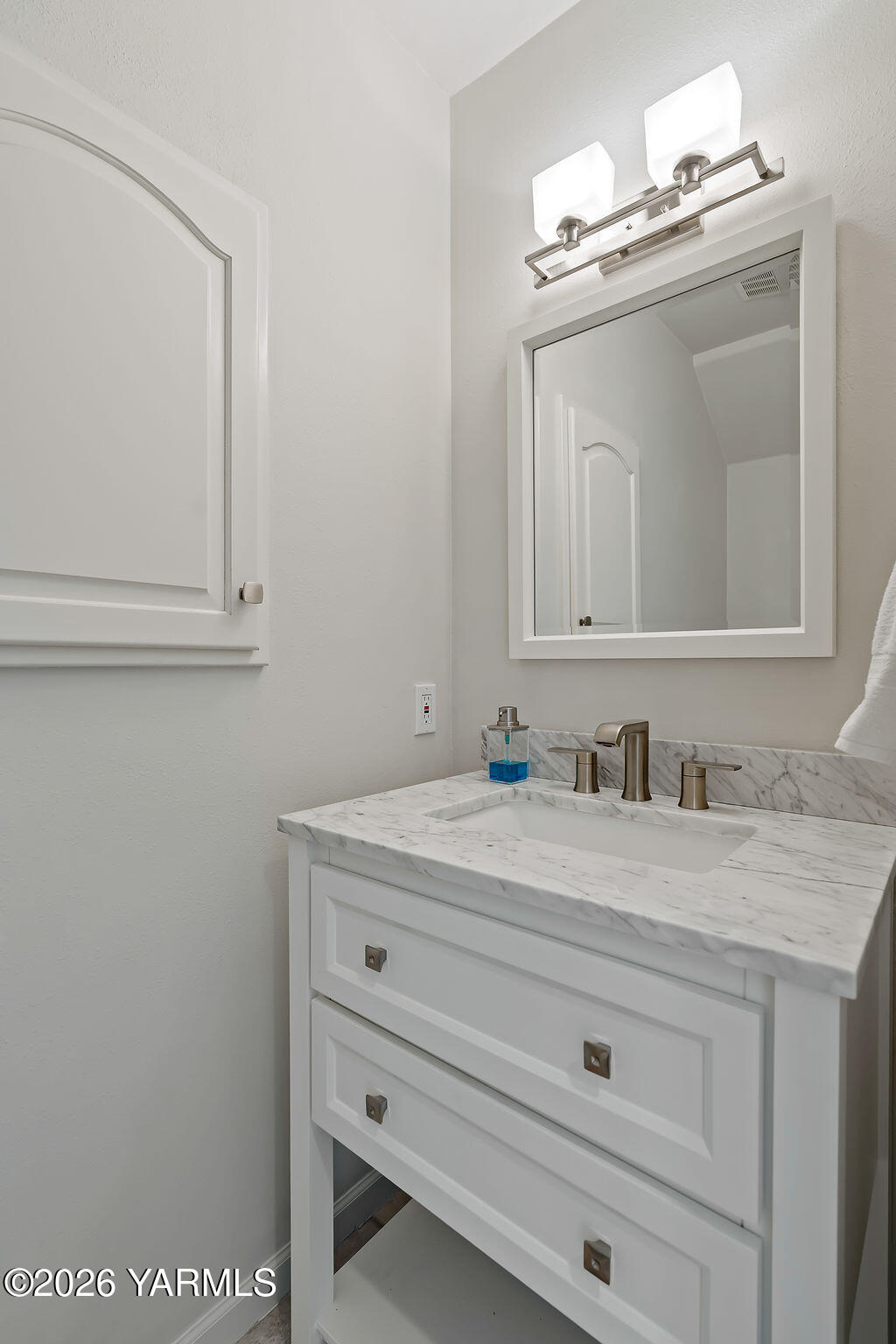 6810 Ravens Gate Way