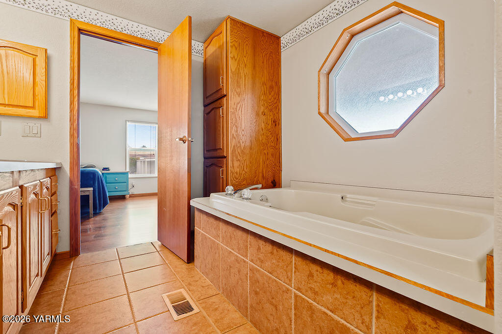 3701 Gun Club Rd Unit: 113